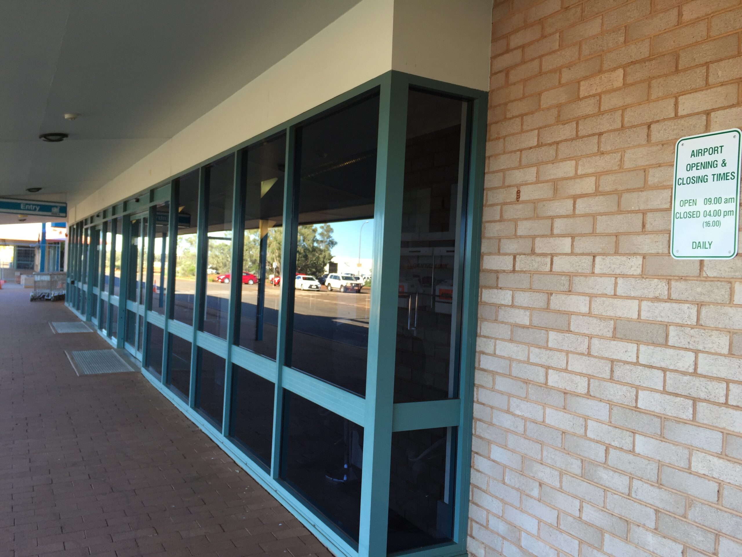 Ayers Rock Airport Opening Hour
