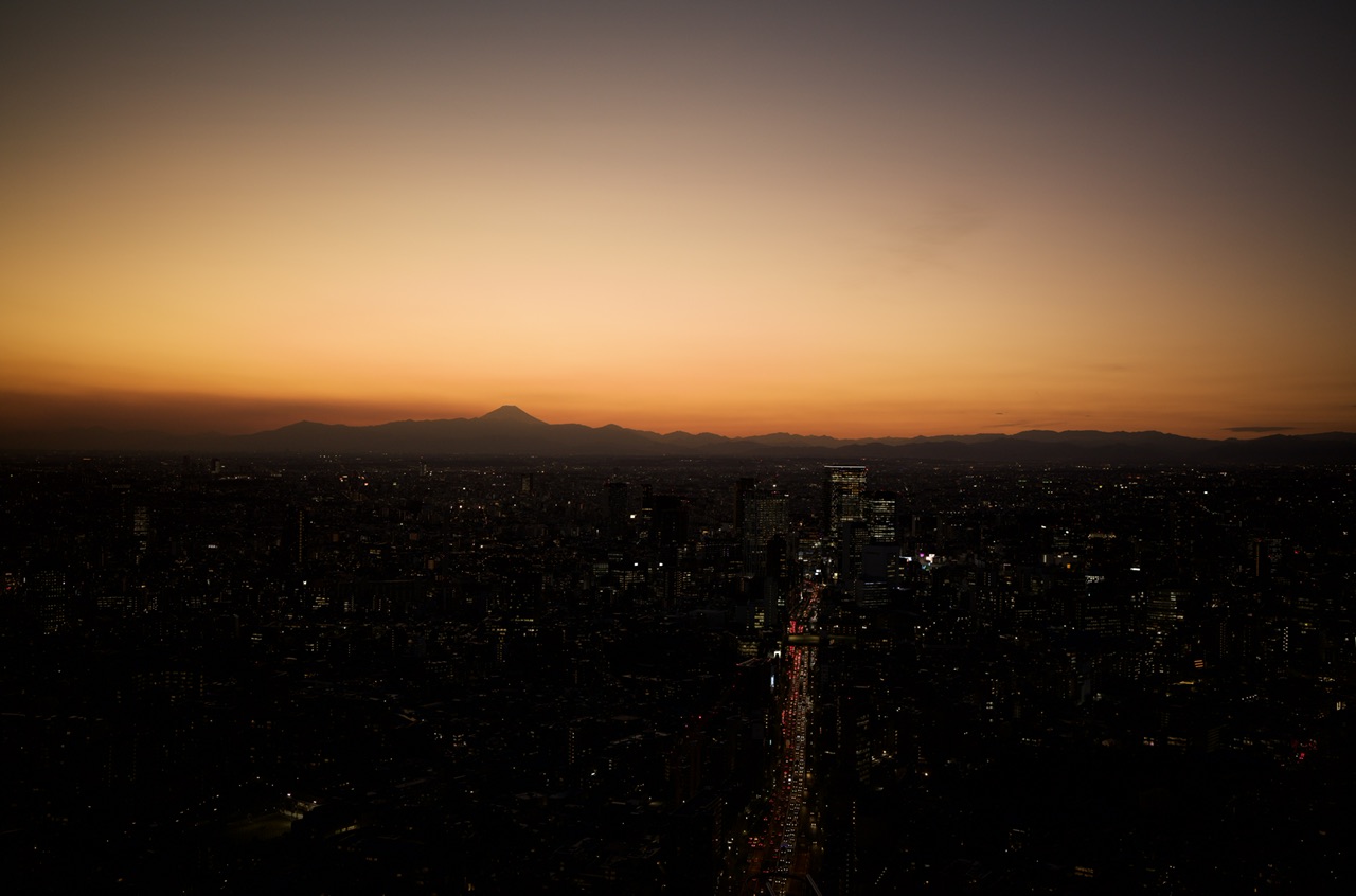 Mt. Fuji sunset view from Roppongi hills sky deck
